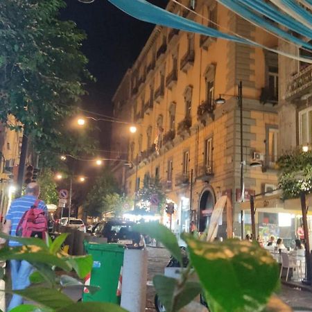 House Bianca 9 Apartment Napoli Bagian luar foto