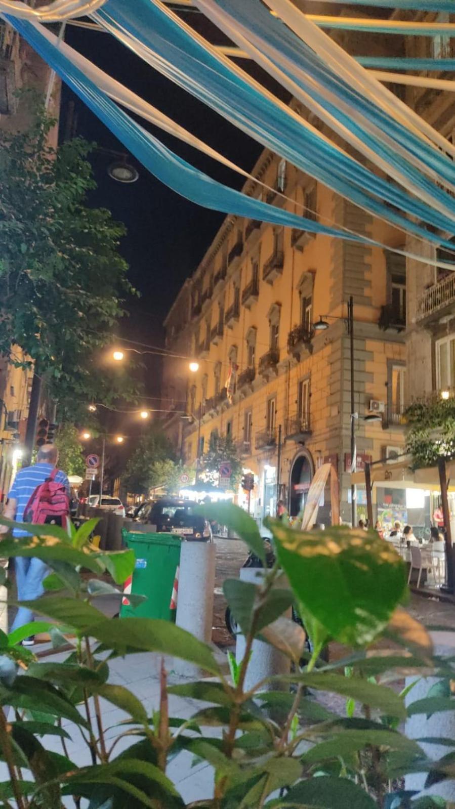 House Bianca 9 Apartment Napoli Bagian luar foto